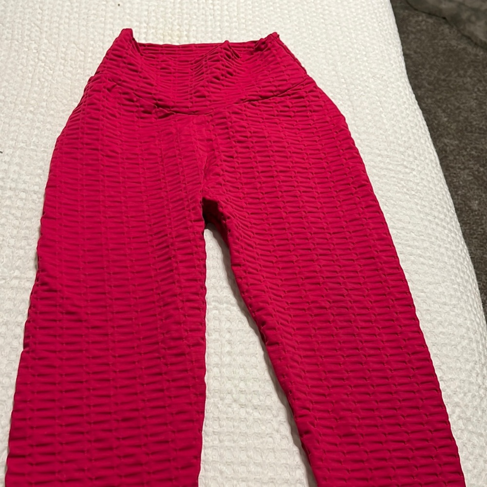 Never worn CLS leggings